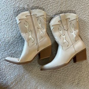 Cowboy boots brand new